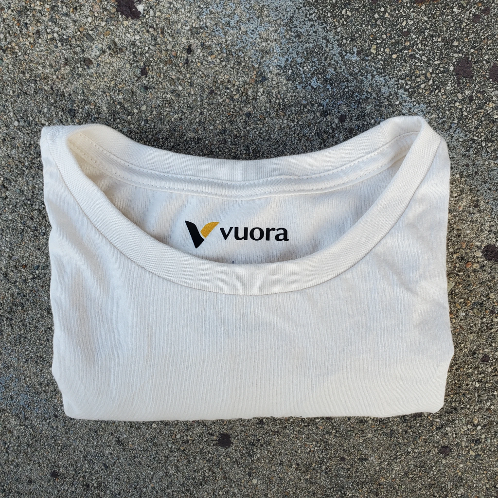 Custom neck print on crew neck t-shirt
Apliiq vip subscription now allows you to save 20% discount on private labels and neck prints