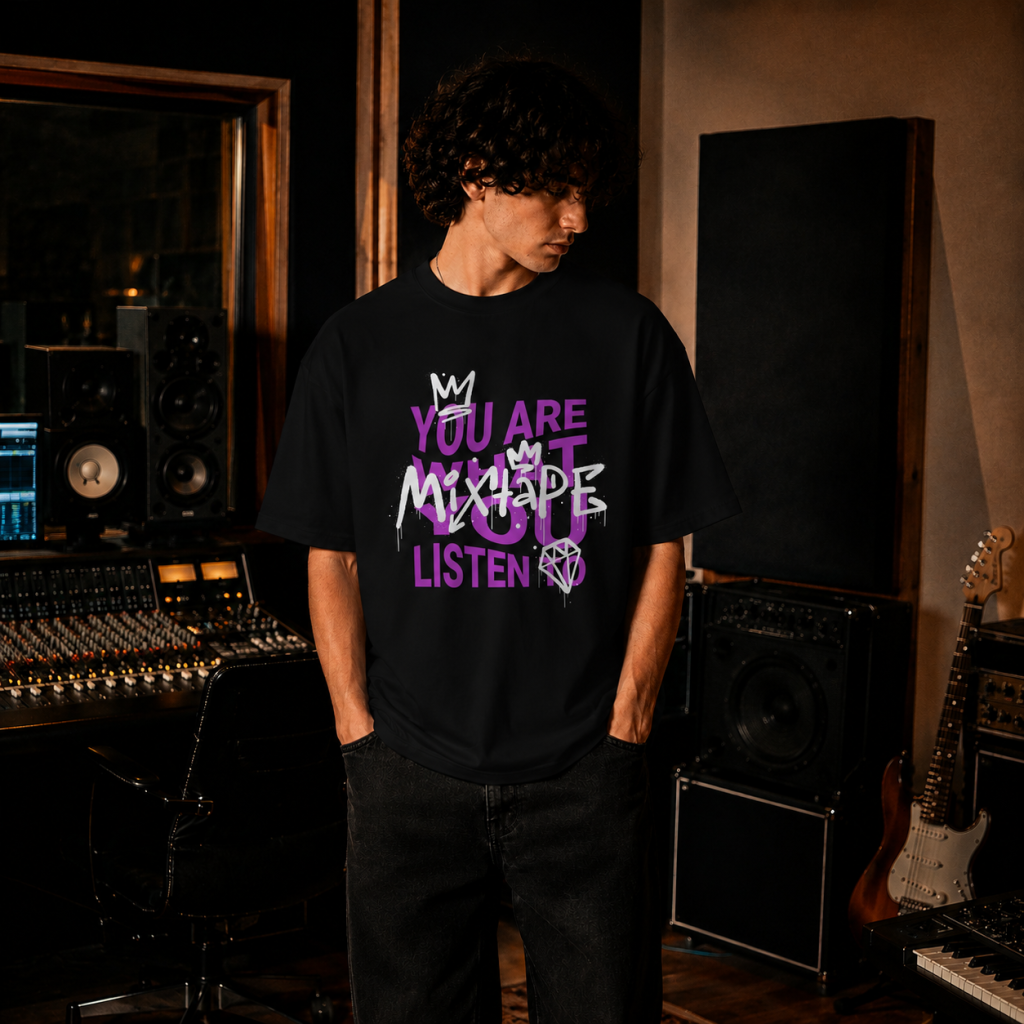 Shakawear SHGDD garment-dyed drop-shoulder T-shirt with music-inspired graphic